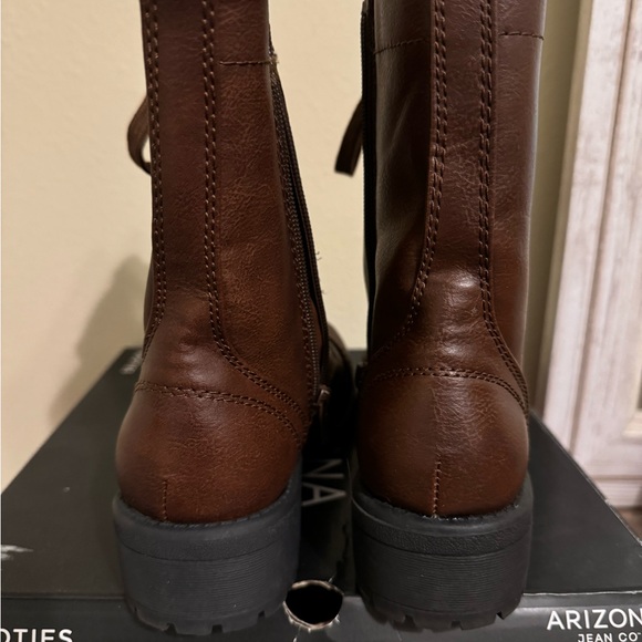 Side zip & lace up walking boots with memory foam in chocolate. - Picture 4 of 5